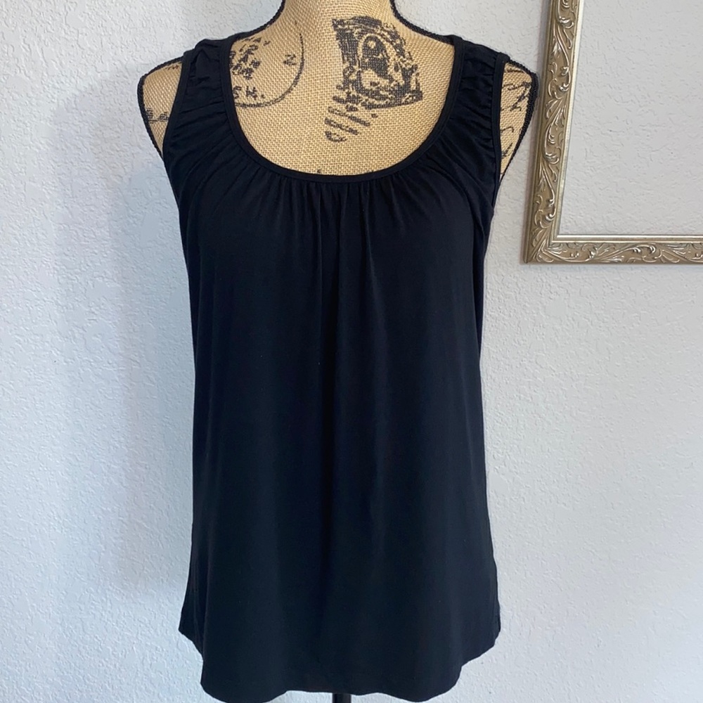 St. John Tank Top Size Small